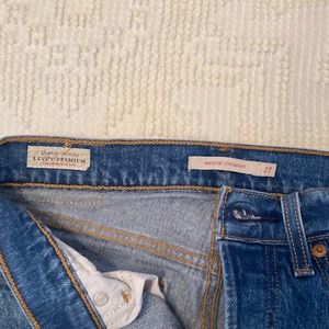 Levi’s Wedgie Straight Jeans
